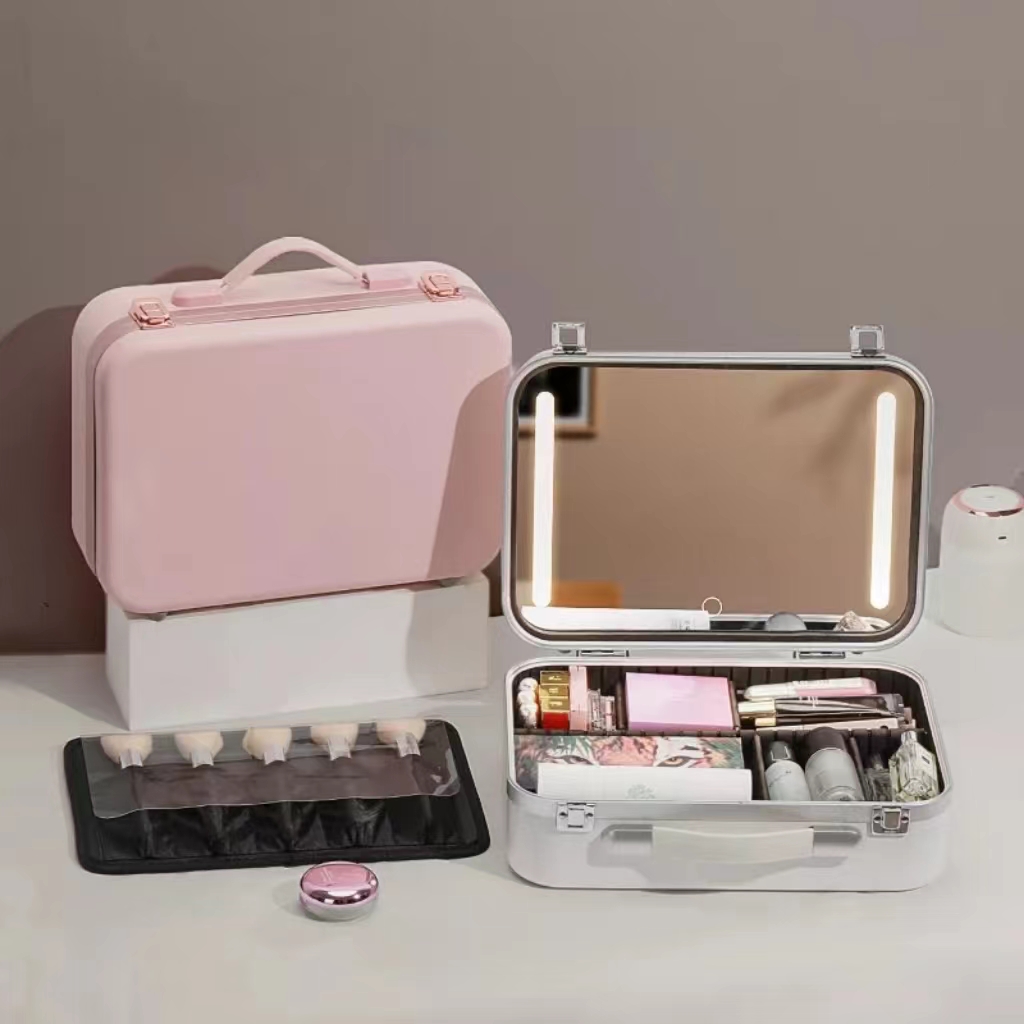 Makeup case with light and mirror