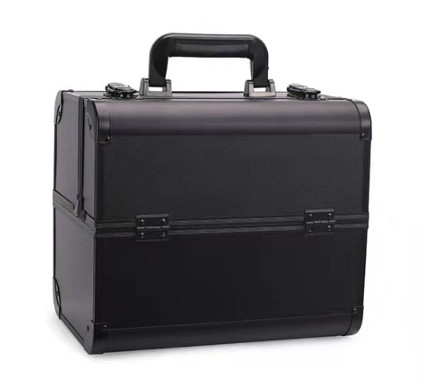 Aluminum makeup case